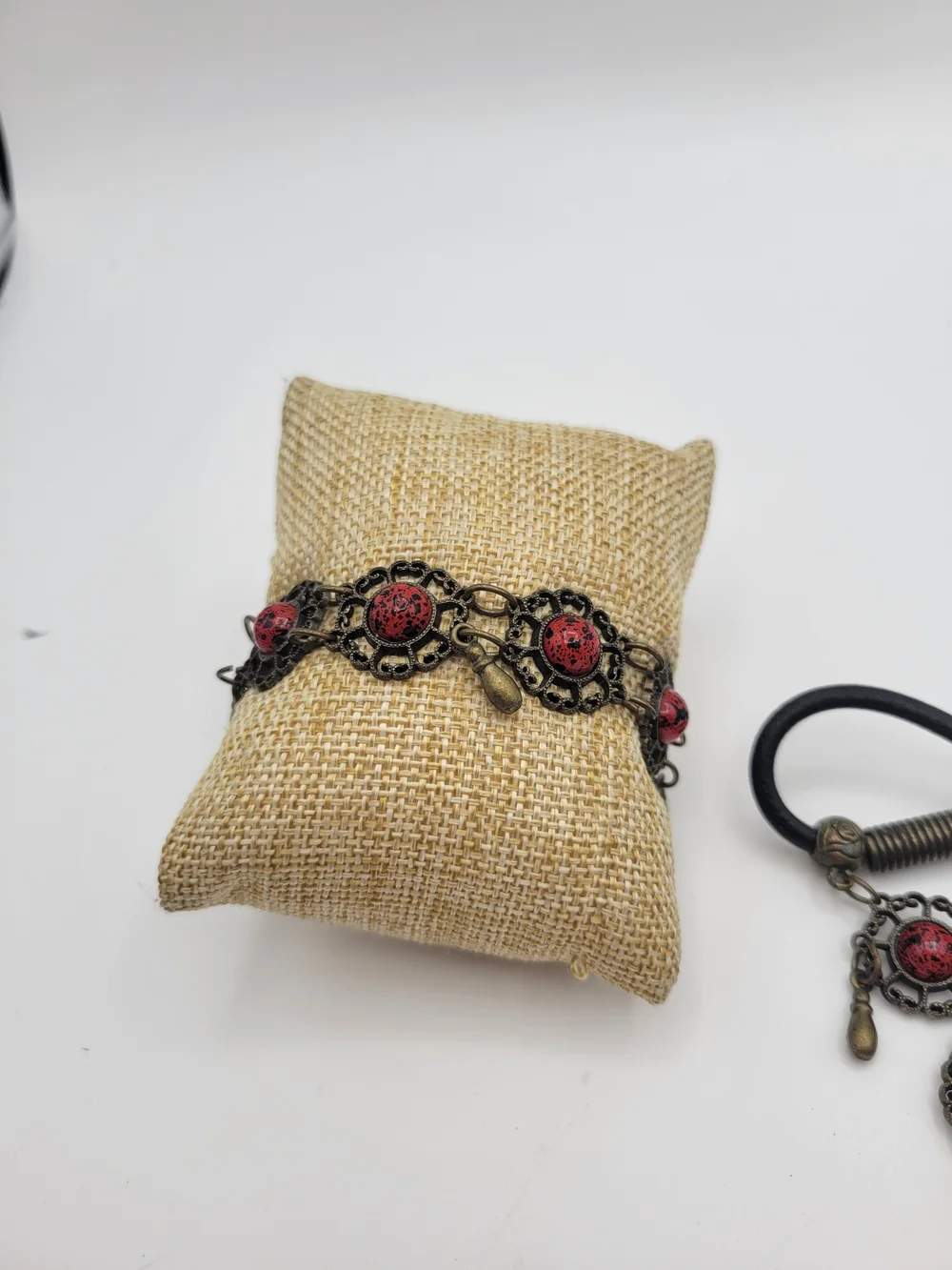 Vintage-Inspired Red Stone And Gunmetal Brooch And Bracelet Set